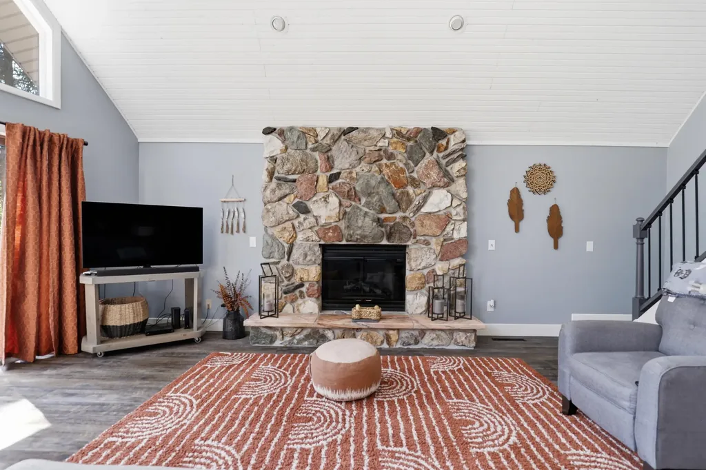 6920 Mayfair Drive Morton Township MI 49346