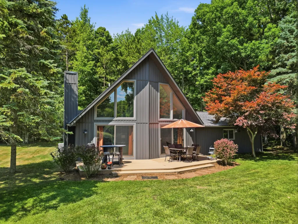 6920 Mayfair Drive Morton Township MI 49346