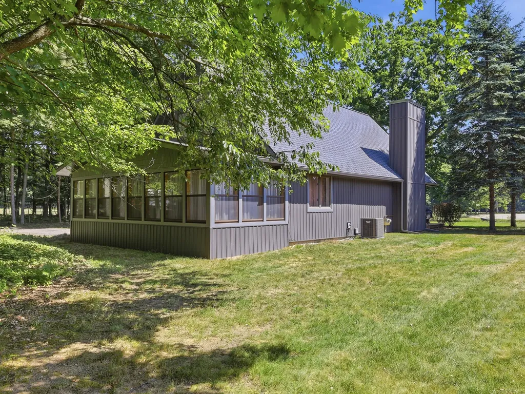6920 Mayfair Drive Morton Township MI 49346