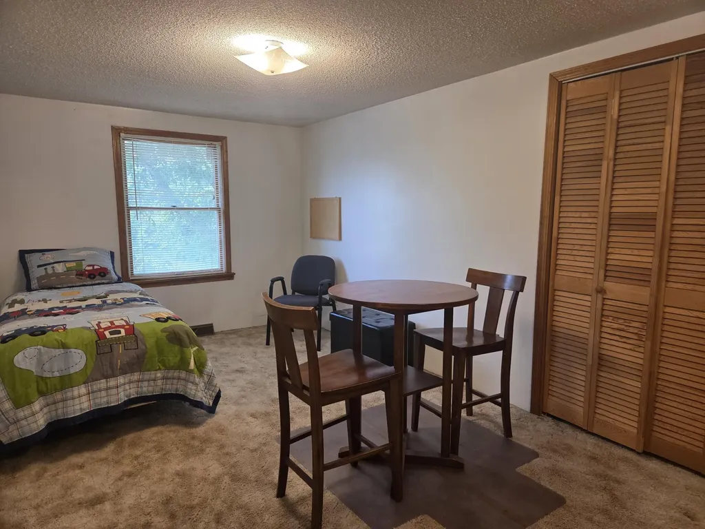 7202 S Garlock Road Bloomer Township MI 48811