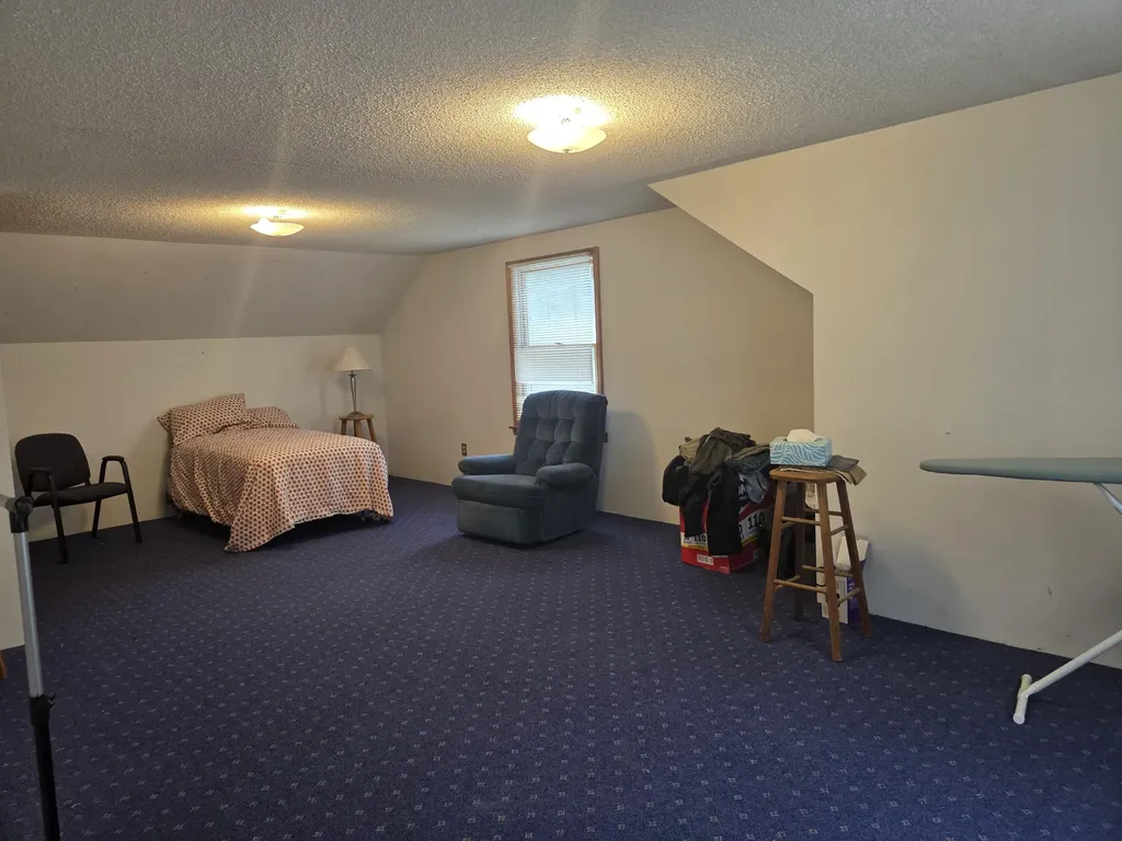 7202 S Garlock Road Bloomer Township MI 48811