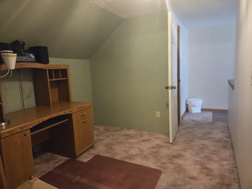 7202 S Garlock Road Bloomer Township MI 48811