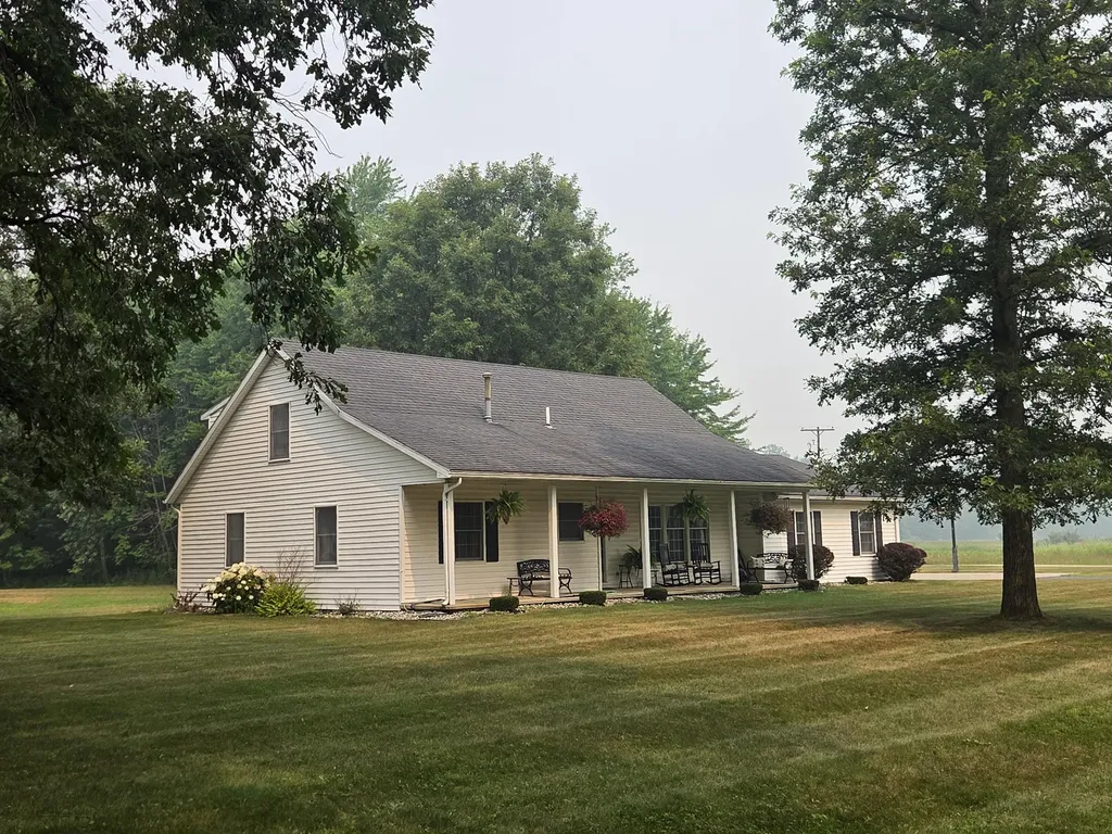 7202 S Garlock Road Bloomer Township MI 48811