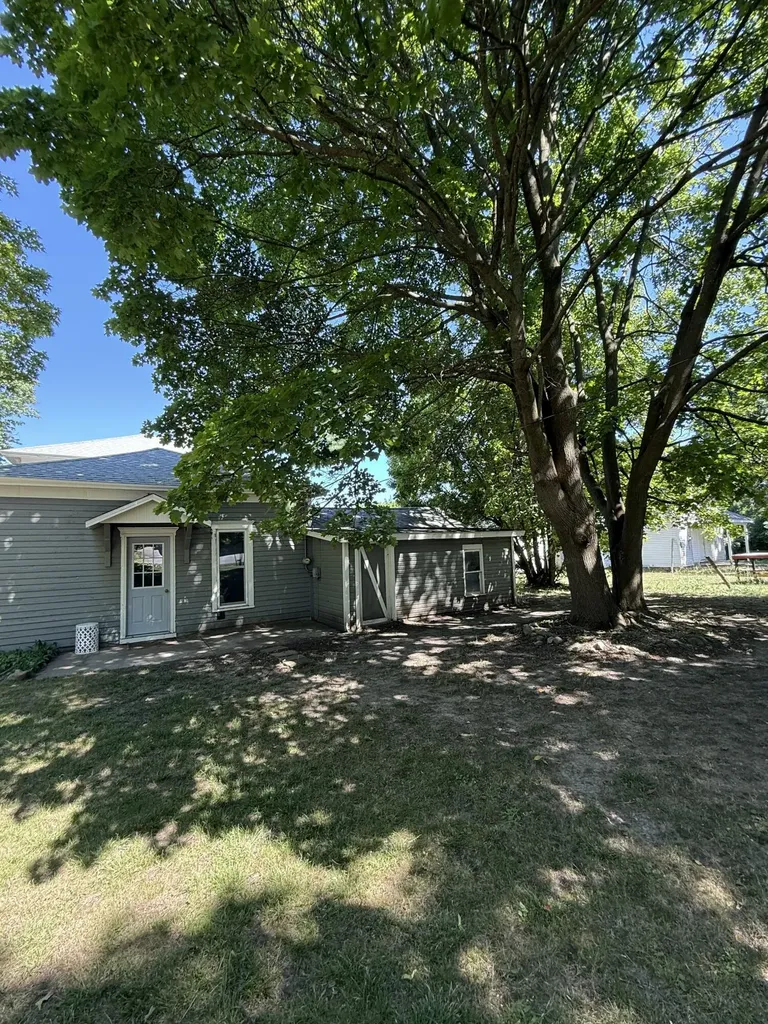 602 S Warren Avenue Big Rapids City MI 49307