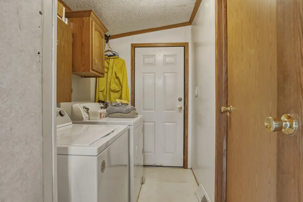 18871 Cardinal Drive Aetna Township MI 49336