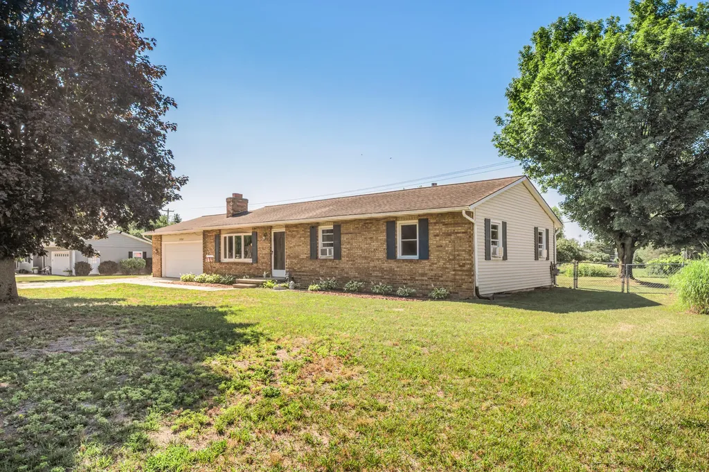 20565 Okemos Road Green Charter Township MI 49307