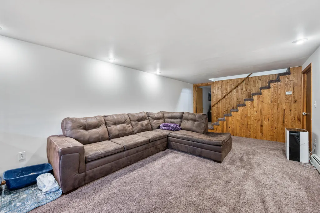 20565 Okemos Road Green Charter Township MI 49307