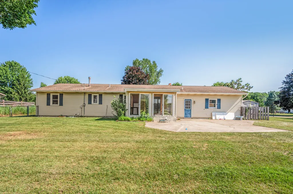 20565 Okemos Road Green Charter Township MI 49307