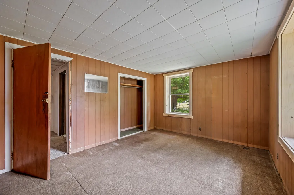 417 Walnut Street Unknown City MI 49329