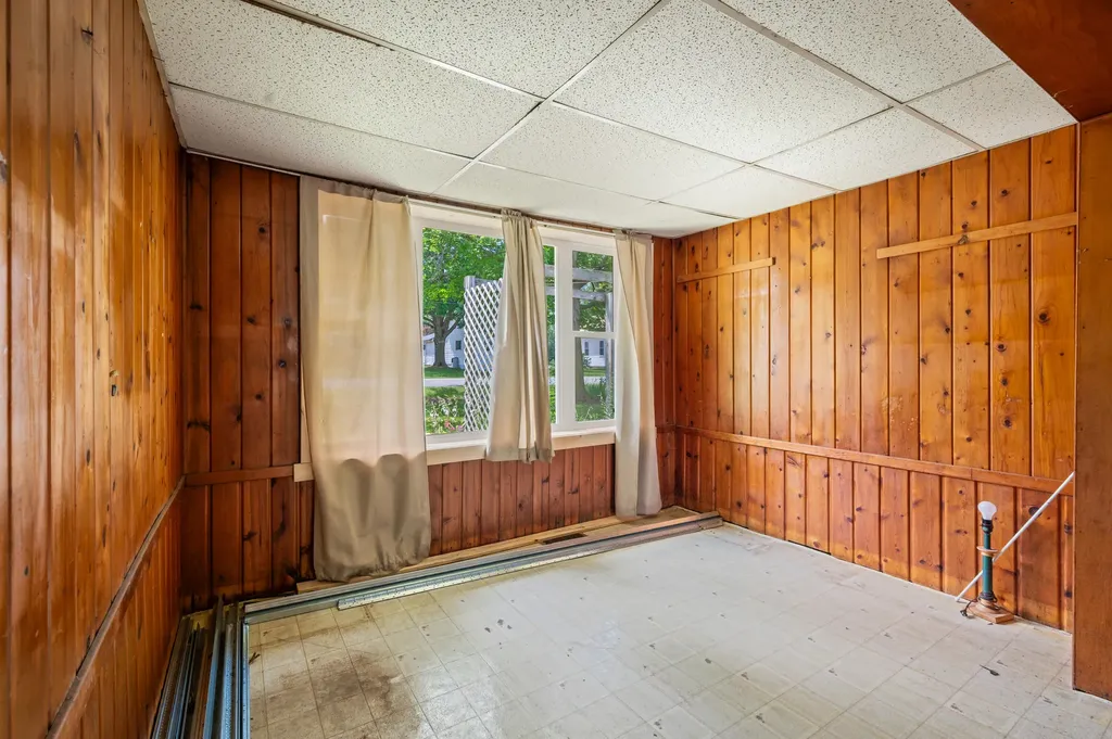 417 Walnut Street Unknown City MI 49329