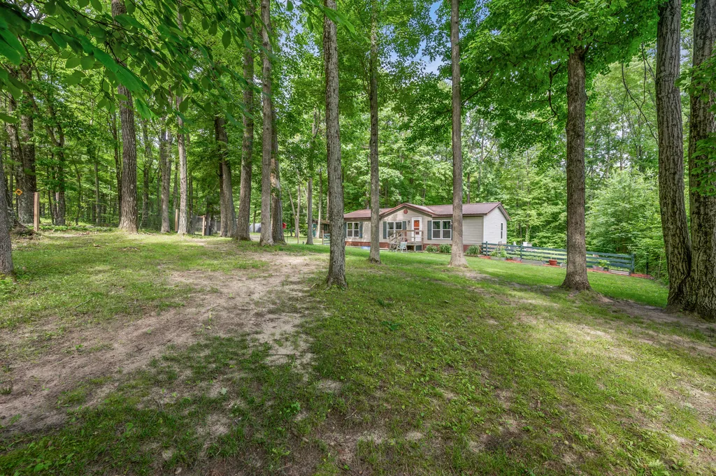756 N Cottonwood Avenue Goodwell Township MI 49349