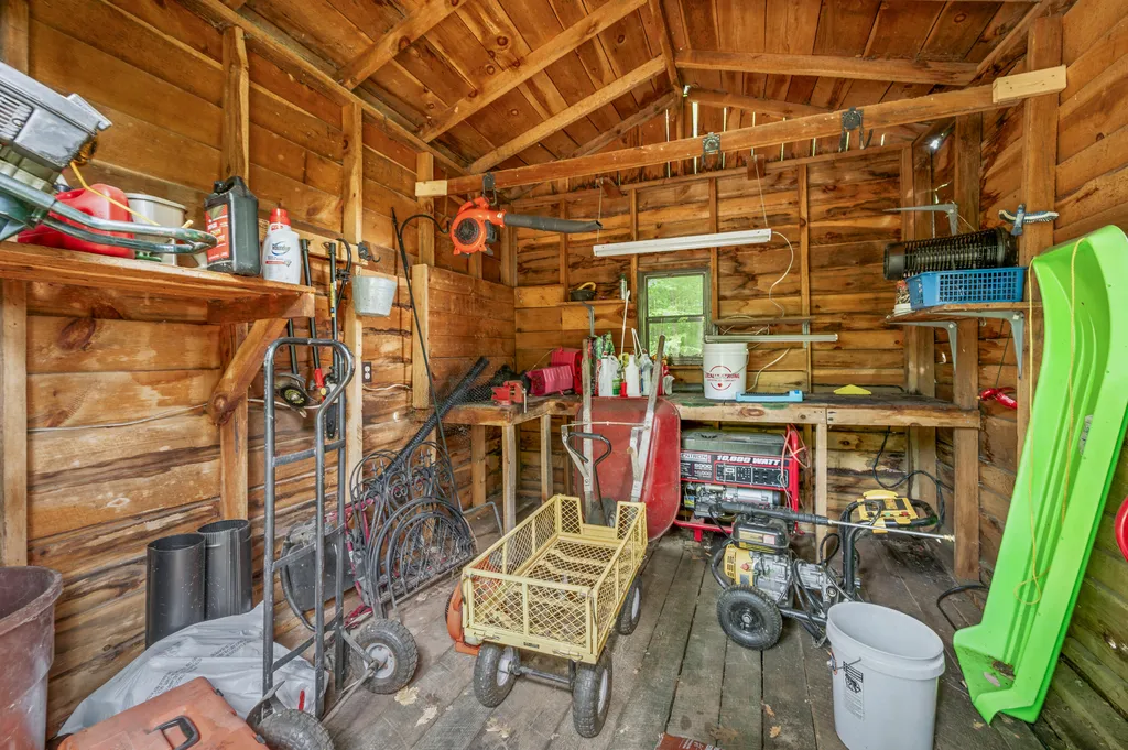 756 N Cottonwood Avenue Goodwell Township MI 49349