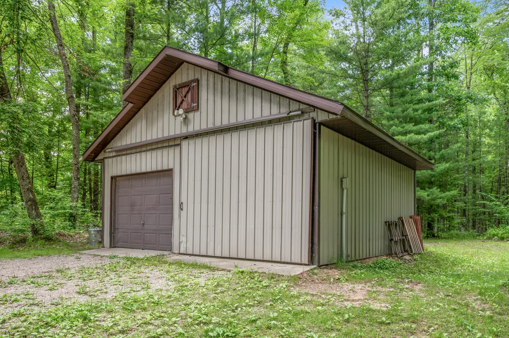 756 N Cottonwood Avenue Goodwell Township MI 49349