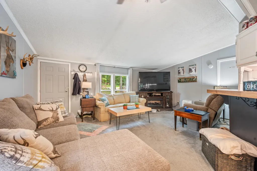 756 N Cottonwood Avenue Goodwell Township MI 49349