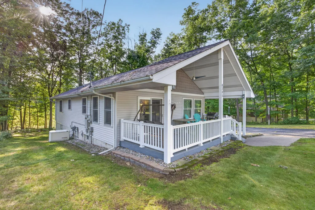 8385 Alberta Street Morton Township MI 49346