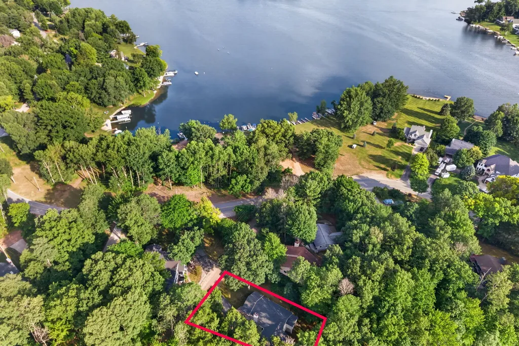 8385 Alberta Street Morton Township MI 49346
