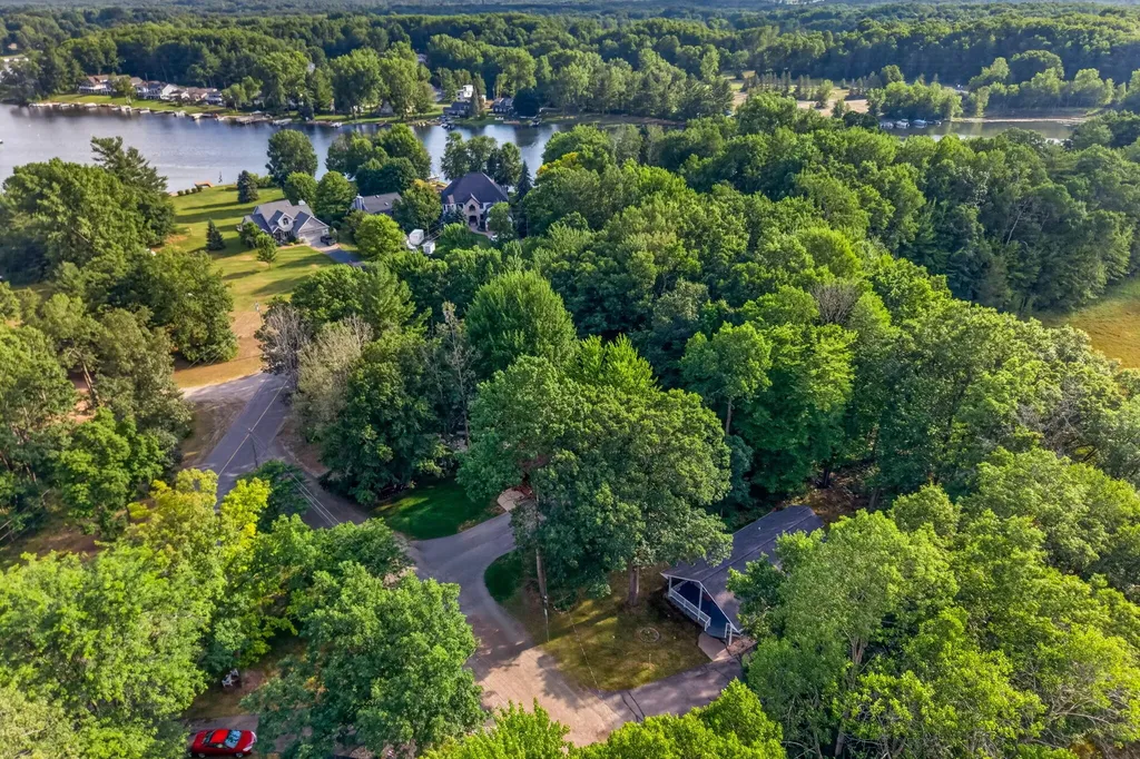 8385 Alberta Street Morton Township MI 49346