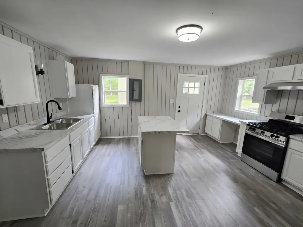 9071 S Crabapple Road Lake Township MI 49304