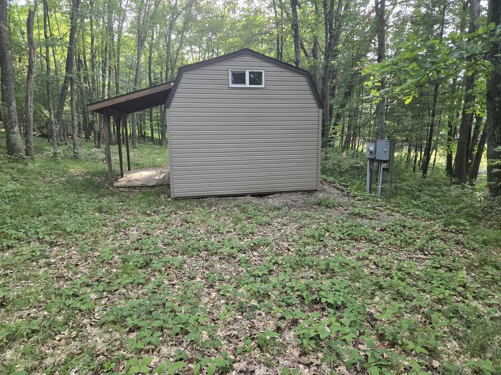 8207 N Hunters Ridge Drive Unknown City MI 49644