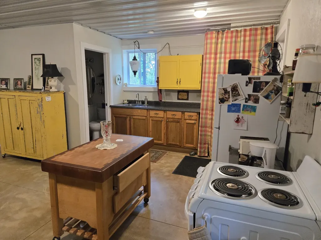 8207 N Hunters Ridge Drive Unknown City MI 49644
