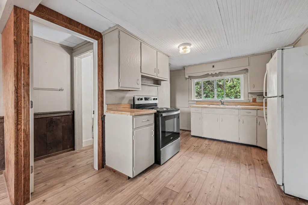 3735 S Stone Road S Dayton Township MI 49412
