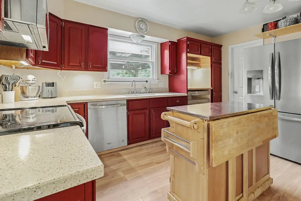 515 E Pine Street Fremont City MI 49412
