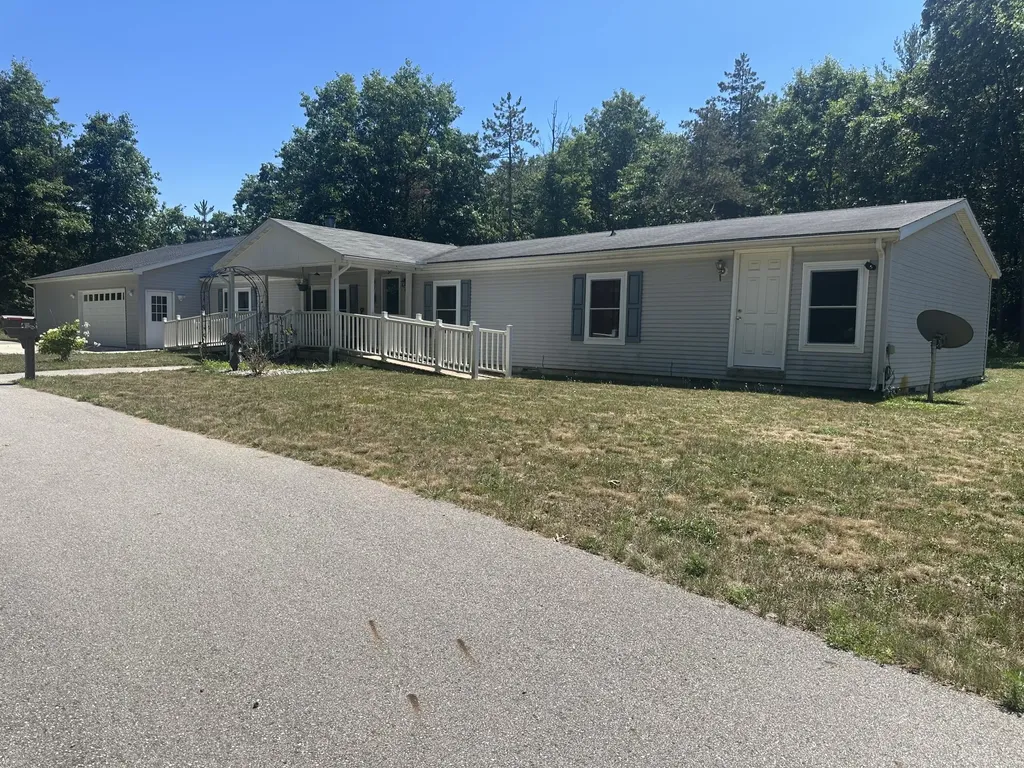 4932 E Polk Street Norwich Township MI 49349