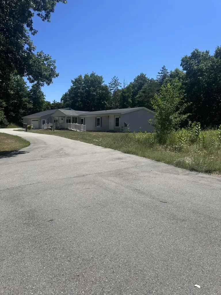 4932 E Polk Street Norwich Township MI 49349