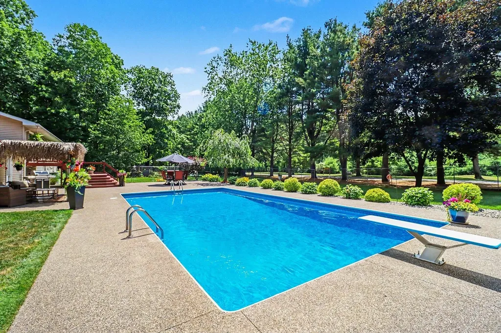 19505 Ottawa Lane Big Rapids Charter Township MI 49307