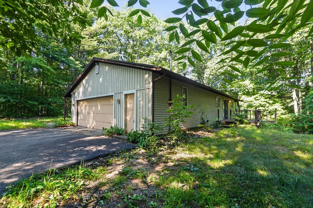 11699 Forestwood Drive NE Algoma Township MI 49319