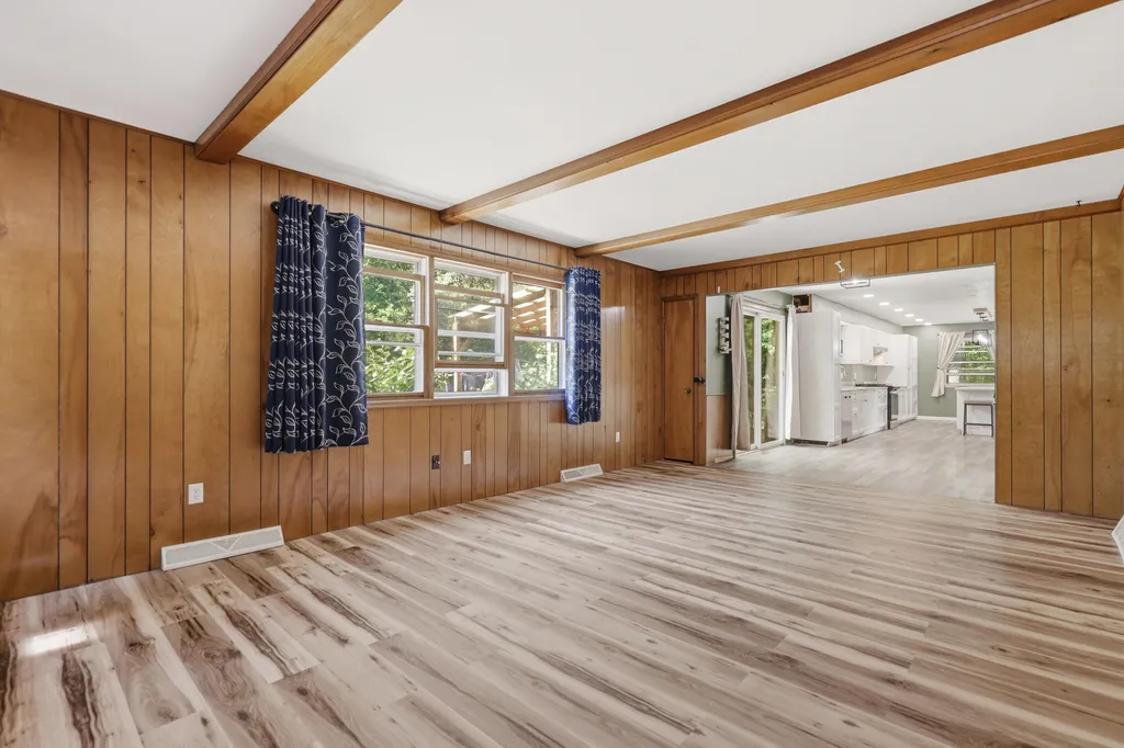 17480 Valley Drive Colfax Township MI 49307