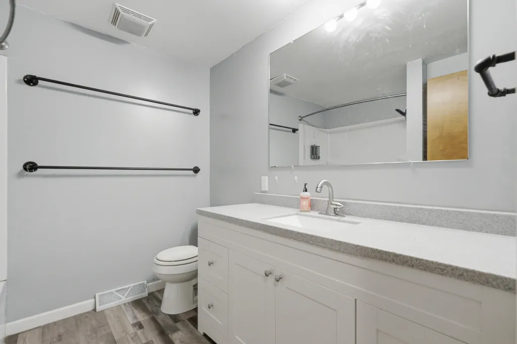 17480 Valley Drive Colfax Township MI 49307