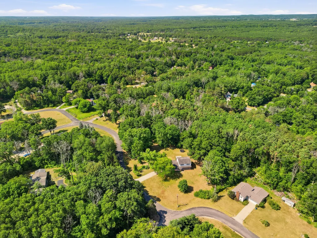 17480 Valley Drive Colfax Township MI 49307
