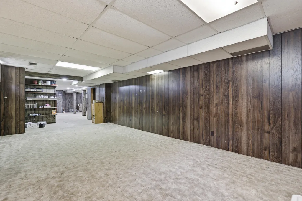 17480 Valley Drive Colfax Township MI 49307
