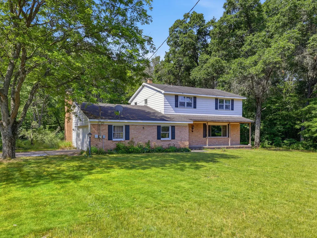 17480 Valley Drive Colfax Township MI 49307