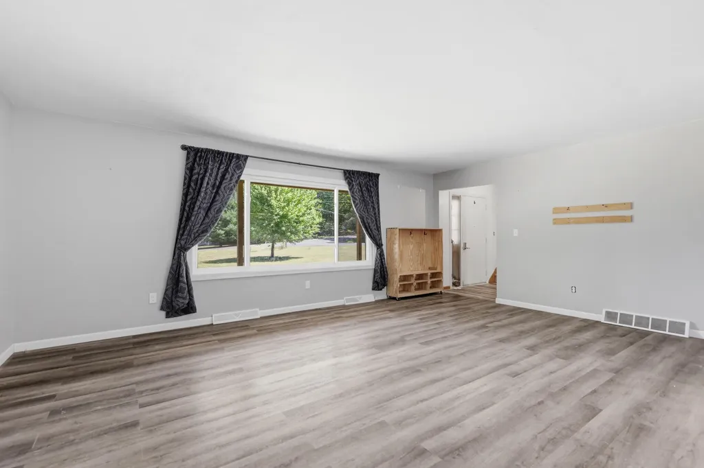 17480 Valley Drive Colfax Township MI 49307