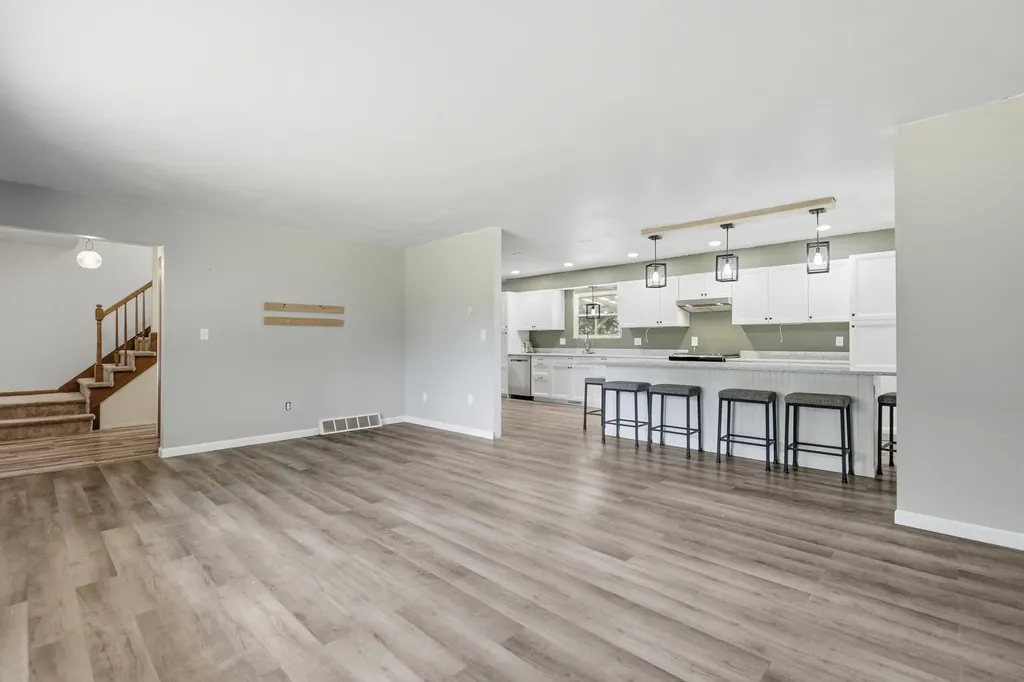 17480 Valley Drive Colfax Township MI 49307