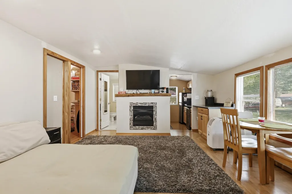 312 Woodland Belvidere Township MI 48886