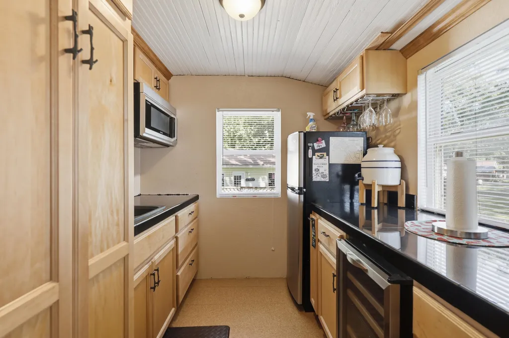 312 Woodland Belvidere Township MI 48886