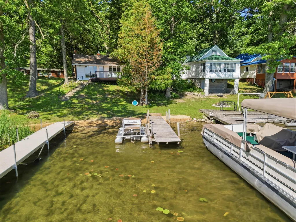 312 Woodland Belvidere Township MI 48886