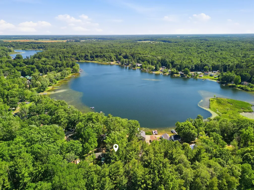 312 Woodland Belvidere Township MI 48886