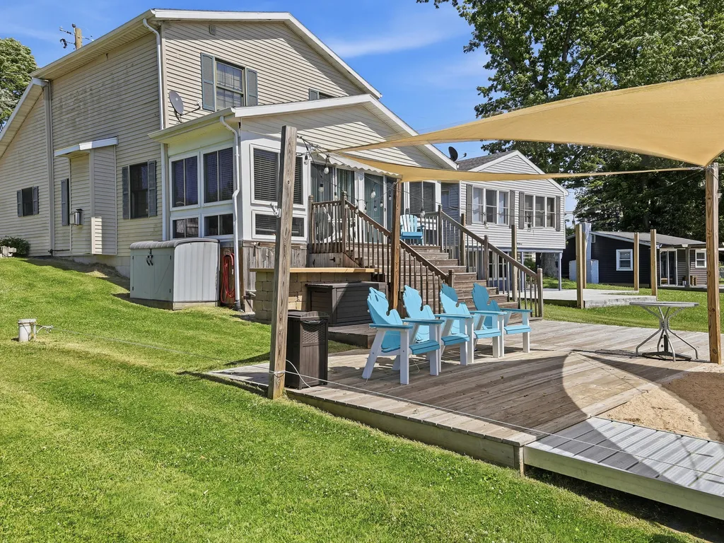 331 Lake Drive Douglass Township MI 48886