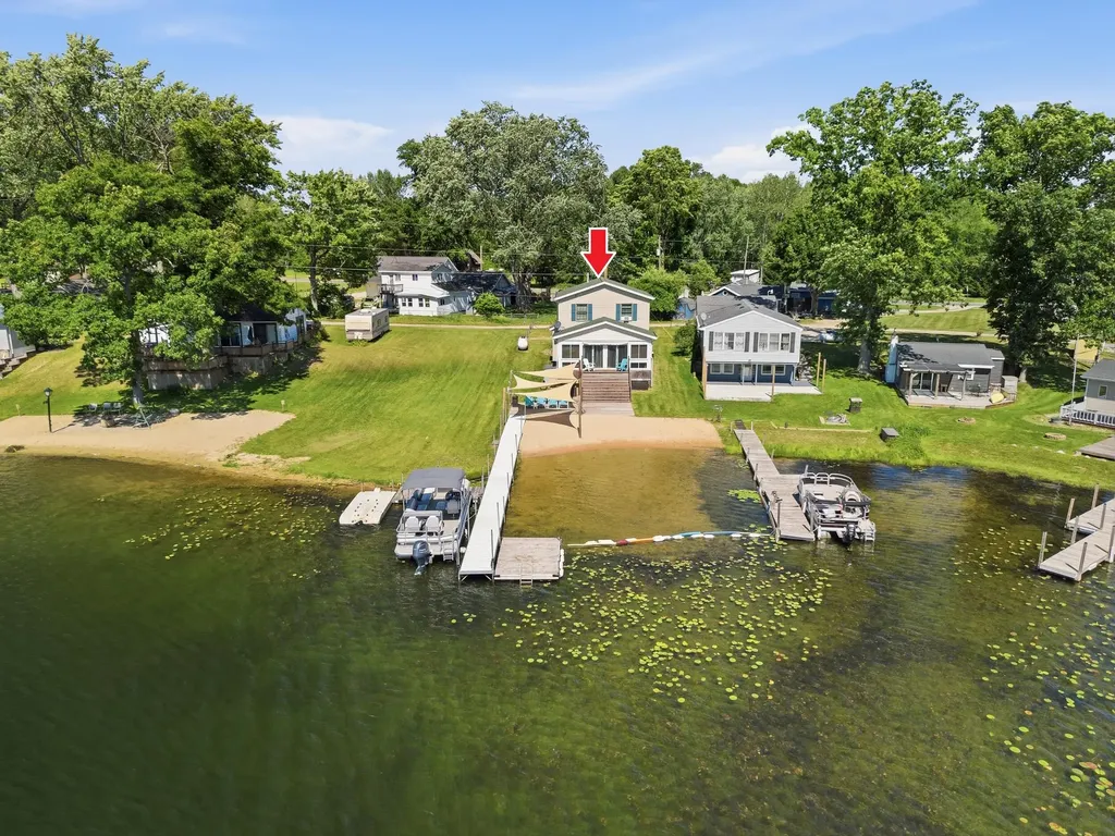 331 Lake Drive Douglass Township MI 48886