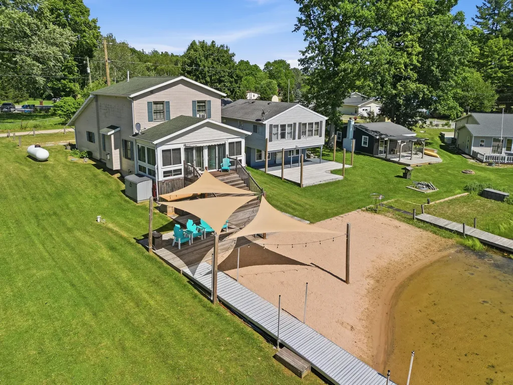 331 Lake Drive Douglass Township MI 48886