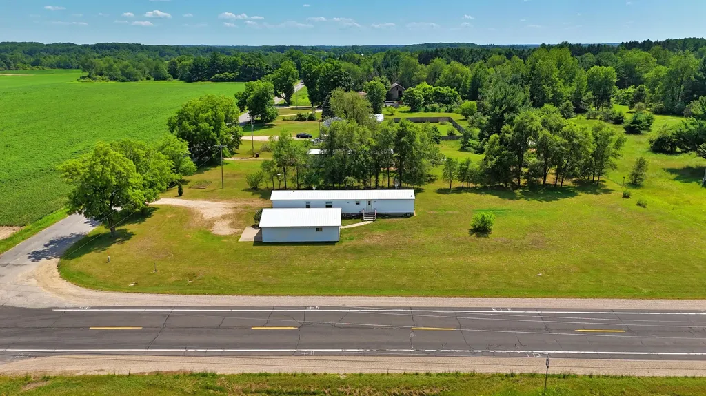 9479 N Bailey Road Winfield Township MI 49329
