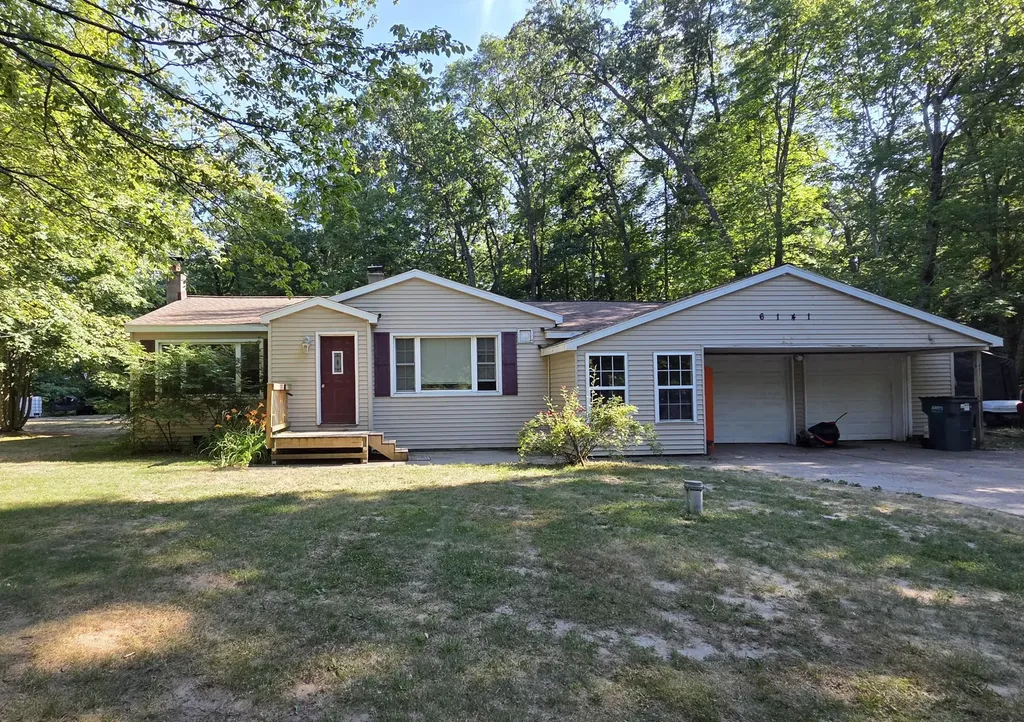 6141 Bell Road Fruitland Township MI 49461