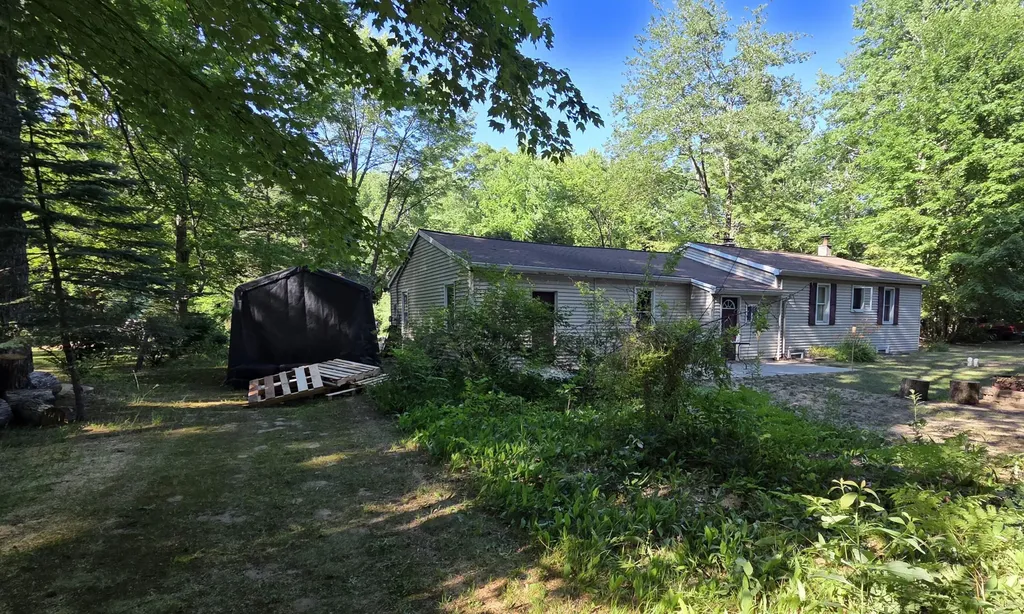 6141 Bell Road Fruitland Township MI 49461