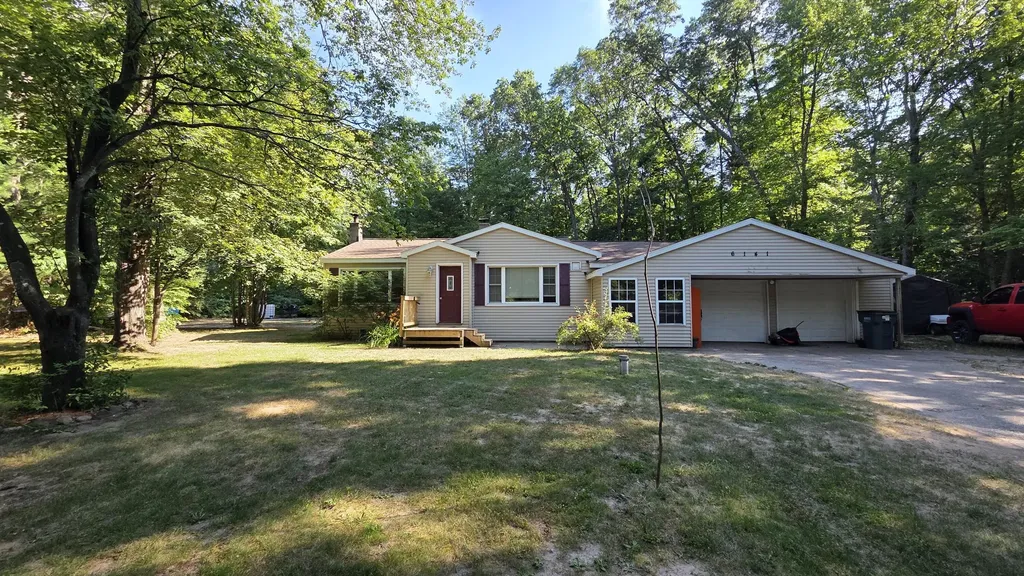 6141 Bell Road Fruitland Township MI 49461