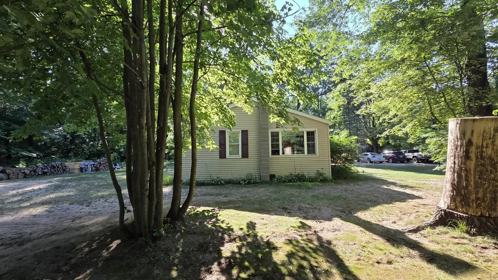 6141 Bell Road Fruitland Township MI 49461
