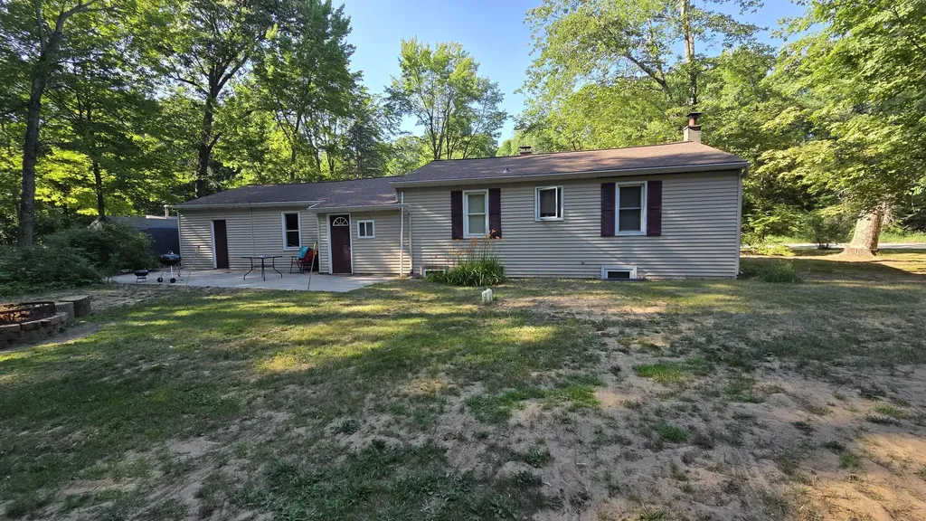 6141 Bell Road Fruitland Township MI 49461